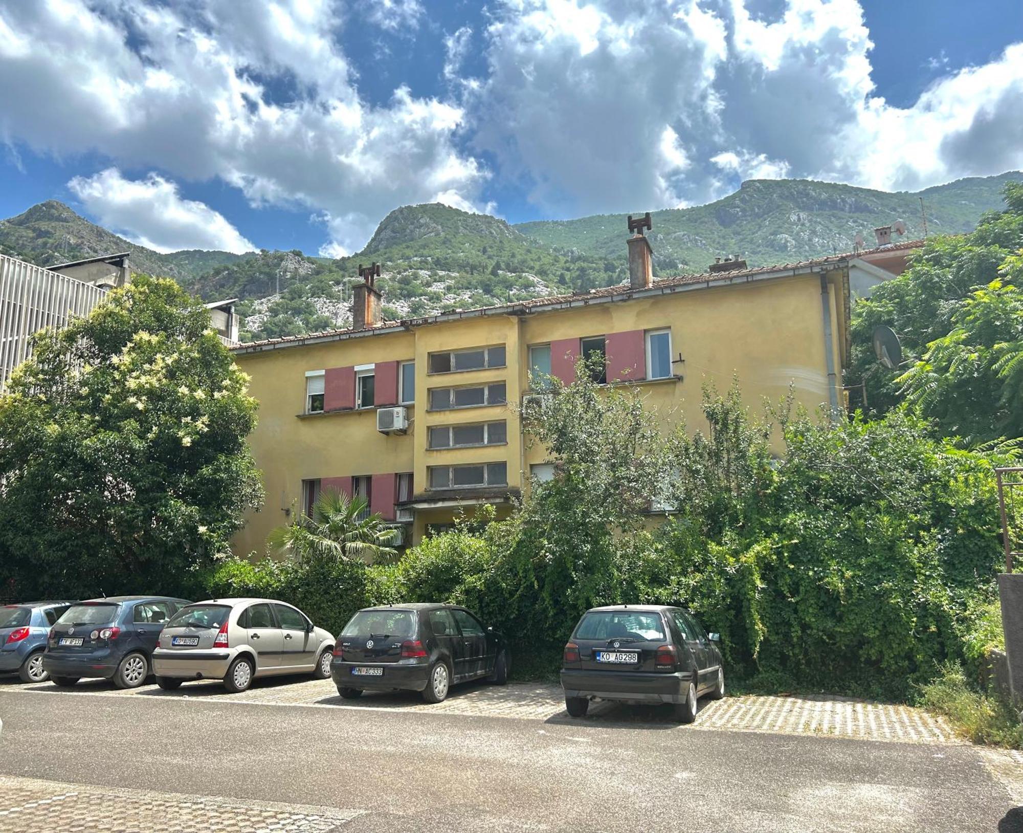 Cozy Apartment, 10 Minutes Walking Distance From The Old Town Cattaro Esterno foto